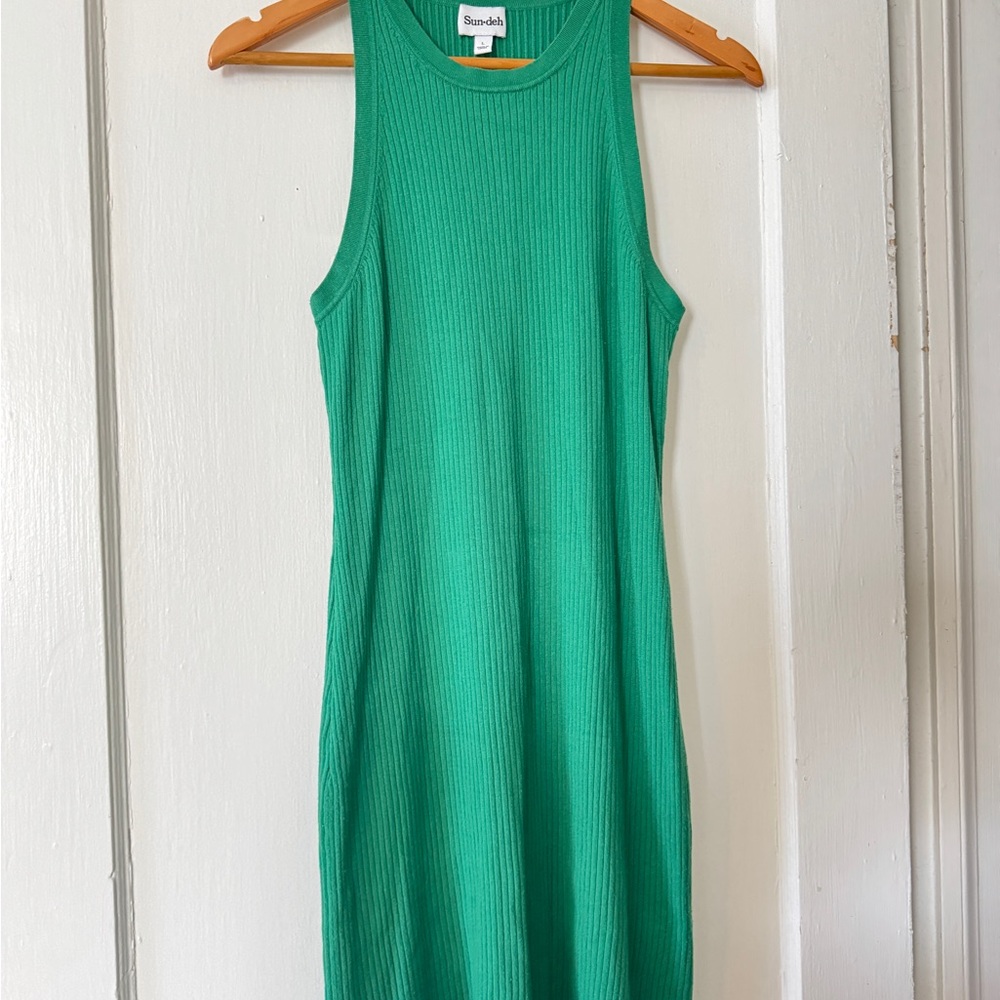 Aritzia Sundeh Green Dress